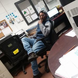 Meet your Posher, Akeem